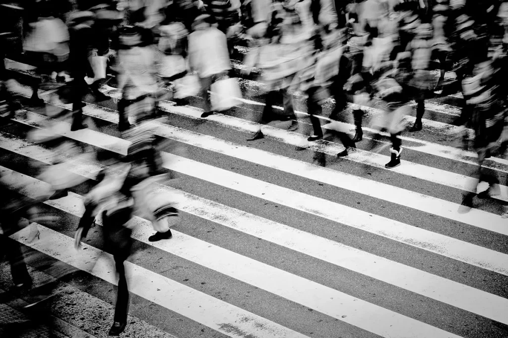 Urban Anonymous Walkers
